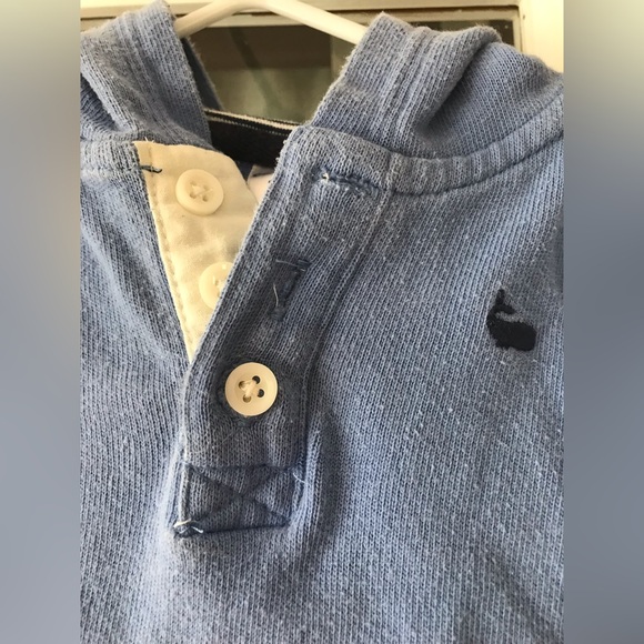 2-pack Carter’s gray cotton onesie and lightweight blue and navy hoodie shirt - Picture 5 of 10